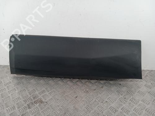 Used Door moulding trim PEUGEOT 5008 II (MC_, MJ_, MR_, M4_) 1.2 THP (MRHNYH, MRHNYW, MRHNSJ, MRHNSU, MRHNSM) (131 hp) 32094485