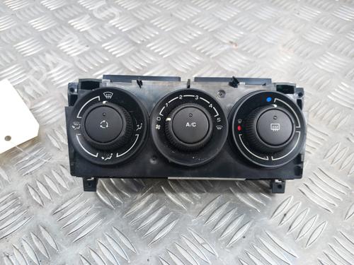 Used Climate control PEUGEOT 5008 (0U_, 0E_) 1.6 HDi (110 hp) 28738744