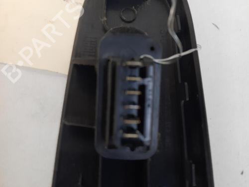 Used Right front window switch Right front window switch RENAULT CLIO II (BB_, CB_) 1.6 (B/CB0D, BB00) (90 hp) 28785324 28785324