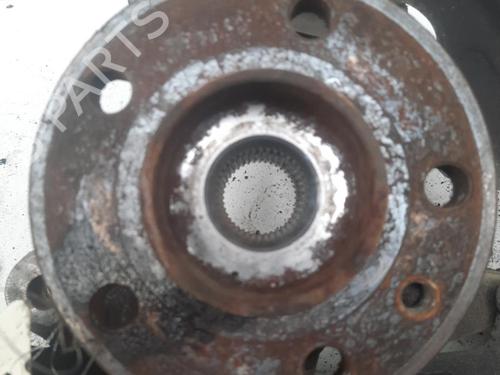 Used Left front steering knuckle VOLVO S80 II (124) D5 (185 hp) 28769403