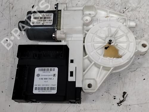 Used Right front window motor Right front window motor VW GOLF PLUS V (5M1, 521) 1.9 TDI (105 hp) 28786718 28786718