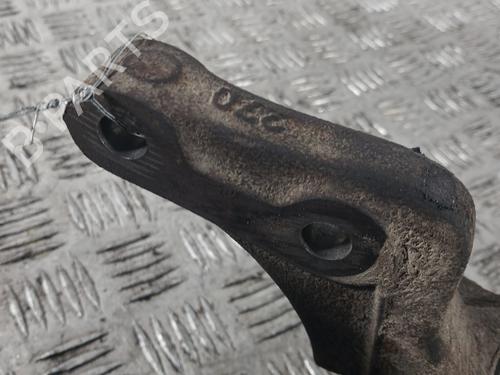 Used Left front steering knuckle Left front steering knuckle RENAULT CLIO I (B/C57_, 5/357_) 1.2 (B/C/S57A, B/C57S, 5/357F, 5/357J, 5/357L, 5/357R) (58 hp) 31306112 31306112