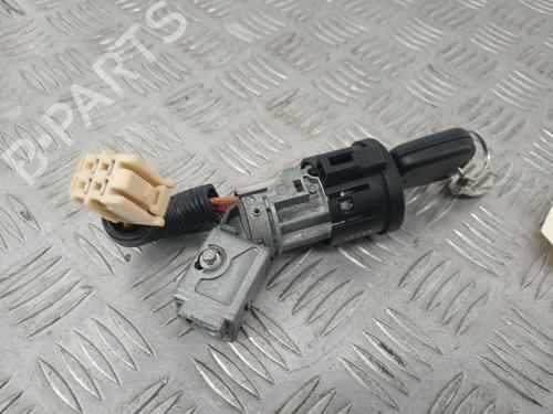 Used Ignition barrel TOYOTA AYGO (_B1_) 1.4 D-4D (WNB10_, WNB10R) (54 hp) 31712609