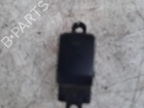 right-front-window-switch-nissan-note-e11-ne11-2005-2006-2007-2008-2009-2010-2011-2012-2013-28775224 main image