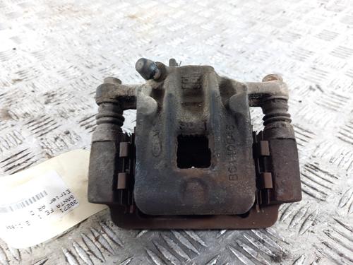 Used Right rear brake caliper HYUNDAI SANTA FÉ I (SM) 2.0 CRDi 4x4 (125 hp) 28735753
