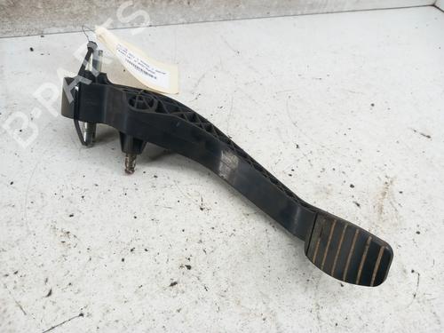Used Clutch pedal DACIA LOGAN MCV (KS_) 1.5 dCi (KS0W) (86 hp) 28737520