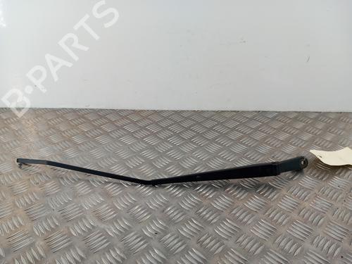 Used Front windshield wiper arm OPEL AGILA B (H08) 1.2 (F68) (86 hp) 28781821