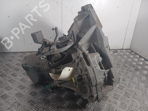 Used Gearbox Gearbox RENAULT TWINGO III (BCM_, BCA_) 0.9 TCe 90 (BCM9, BCM2) (90 hp) 32325463 32325463