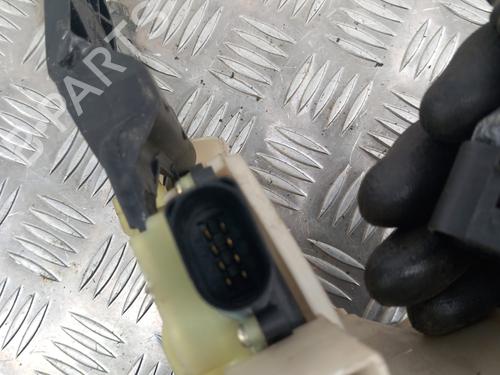 electronic-module-vw-passat-b55-variant-3b6-2000-2001-2002-2003-2004-2005-28745082 main image