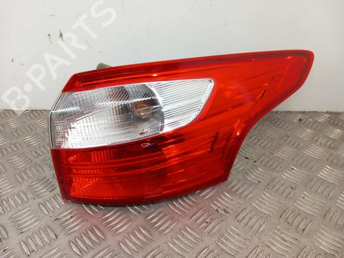 Used Right taillight FORD FOCUS III Turnier 2.0 TDCi (163 hp) 30679888