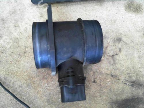 Used Mass air flow sensor VW CADDY III Box Body/MPV (2KA, 2KH, 2CA, 2CH) 1.9 TDI (105 hp) 28777803
