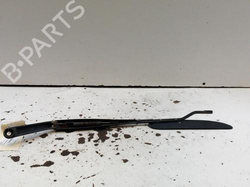 Front windshield wiper arm HYUNDAI SANTA FÉ I (SM) 2.0 CRDi 4x4 | BP28778299C143 