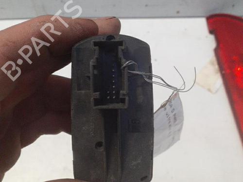 Used Front left window mechanism Front left window mechanism OPEL CORSA D (S07) 1.3 CDTI (L08, L68) (90 hp) 28765429 28765429
