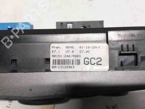 climate-control-opel-astra-h-estate-a04-2004-2005-2006-2007-2008-2009-2010-2011-2012-2013-2014-28758878 main image
