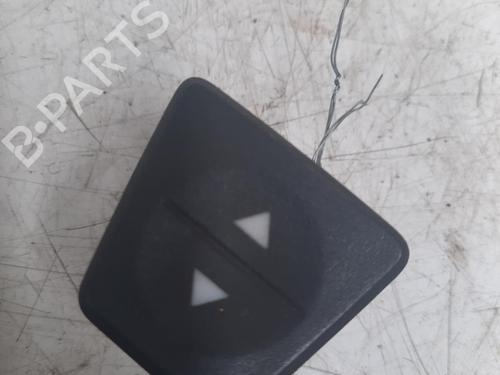 Used Right front window switch FIAT PANDA (169_) 1.2 (169.AXB11, 169.AXB1A) (60 hp) 28752659