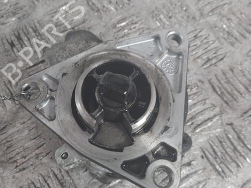Used Vacuum pump Vacuum pump ALFA ROMEO 147 (937_) 1.9 JTD (937.AXD1A, 937.BXD1A, 937.AXV1A, 937.BXB1A,... (115 hp) 33050132 33050132