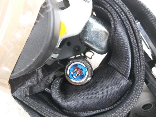 front-left-seatbelt-renault-captur-i-j5_-h5_-2013-28733878 main image