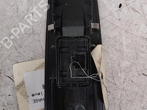 Used Right front window switch Right front window switch RENAULT GRAND SCÉNIC III (JZ0/1_) 1.9 dCi (JZ0J, JZ0N, JZ1K, JZ1S) (131 hp) 28789628 28789628