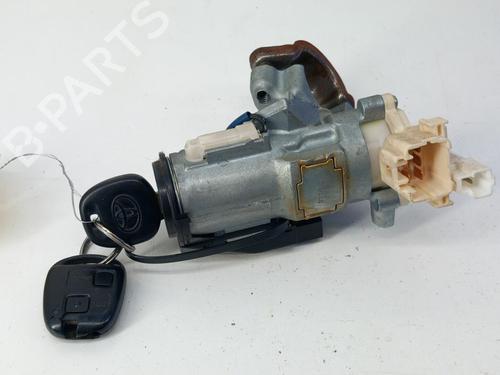 Used Ignition barrel TOYOTA YARIS (_P1_) 1.3 (NCP10, SCP12_) (86 hp) 28773354