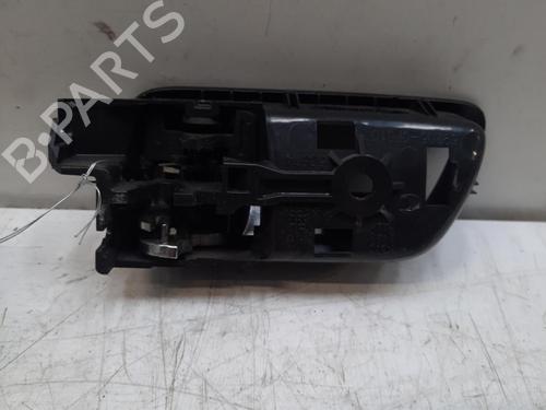 Used Front right interior door handle TOYOTA COROLLA Verso (ZER_, ZZE12_, R1_) 2.2 D-4D (AUR10_, AUR10R) (136 hp) 28749086