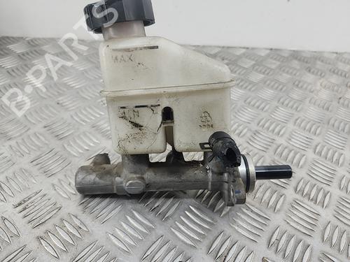 Used Brake master cylinder KIA CEE'D Hatchback (ED) 1.6 CRDi 90 (90 hp) 28756582