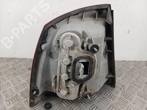 Used Right taillight Right taillight 33304596 33304596