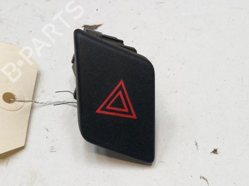 Advarselsbryter TOYOTA YARIS (_P9_) 1.4 D-4D (NLP90_, NLP90R) (90 hp) 28755978
