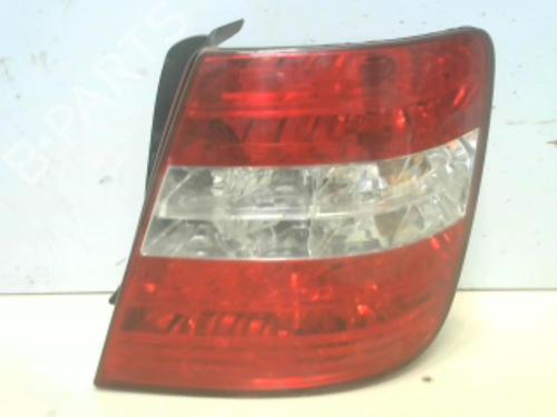 Højre baglygte FIAT STILO (192_) 1.9 JTD (192_XF1A) (80 hp) 28754555