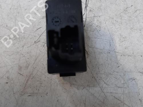 Used Left rear window switch PEUGEOT 407 (6D_) 1.6 HDi 110 (6D9HZC, 6D9HYC) (109 hp) 28789520