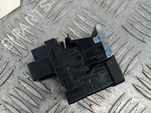 Switch AUDI Q3 (8UB, 8UG) 2.0 TDI | BP31943773I30