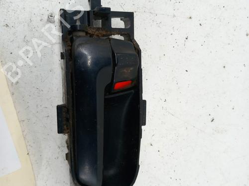 Used Front left interior door handle SUZUKI GRAND VITARA II (JT, TE, TD) 1.9 DDiS All-wheel Drive (JT419, TD44, JB419WD, JB419XD,... (129 hp) 28782694