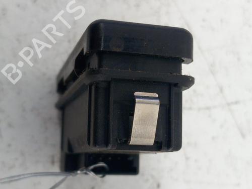Used Warning switch Warning switch BMW 5 (E39) 520 d (136 hp) 28761568 28761568