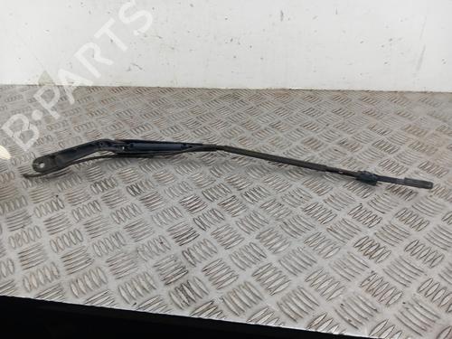 Used Front windshield wiper arm Front windshield wiper arm 38760552 38760552