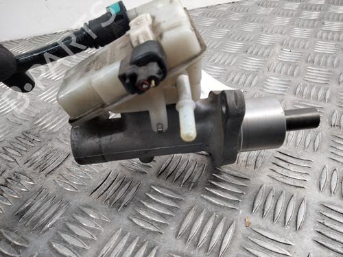 Brake master cylinder FORD C-MAX (DM2) 1.6 TDCi | BP28737224M77