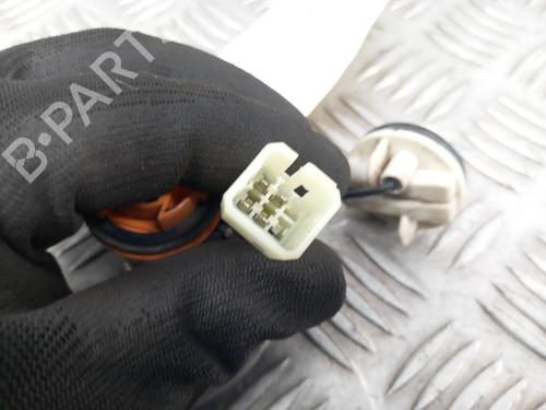 lamp-holder-suzuki-swift-iii-mz-ez-2005-29749535 main image