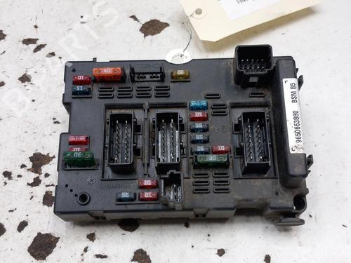Zekeringkast PEUGEOT 307 (3A/C) 2.0 HDi 110 | BP28755484E1