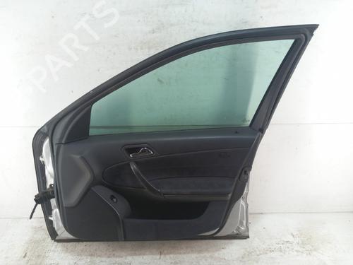 Used Right front door Right front door 28743376 28743376