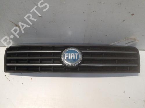 Used Grille FIAT PUNTO (188_) 1.2 60 (188.030, .050, .130, .150, .230, .250) (60 hp) 28791791