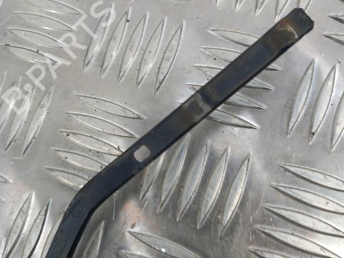 Front windshield wiper arm RENAULT MEGANE II Estate (KM0/1_) 1.5 dCi (KM16, KM1E) | BP28735605C143 