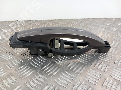 front-right-exterior-door-handle-ford-c-max-ii-dxacb7-dxaceu-2010-2011-2012-2013-2014-2015-2016-2017-2018-2019-28744704 main image