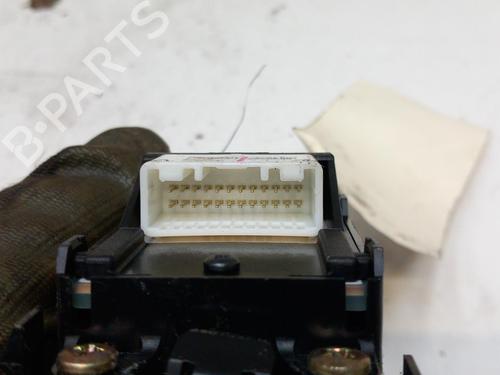 Used Left front window switch TOYOTA COROLLA Verso (ZER_, ZZE12_, R1_) 2.0 D-4D (CUR10_, CUR10R) (116 hp) 28793982