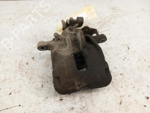 Venstre bremsekaliber bag NISSAN PRIMASTAR Van (X83) 2.0 dCi 115 (114 hp) 28737846