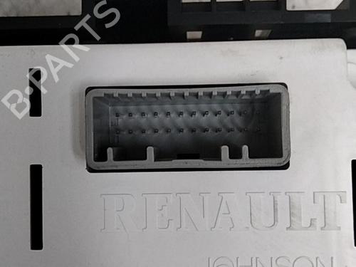 Used Display monitor Display monitor RENAULT LAGUNA III Grandtour (KT0/1) 2.0 dCi (KT01, KT08, KT09, KT0K, KT12, KT1D, KT1W) (150 hp) 28789652 28789652