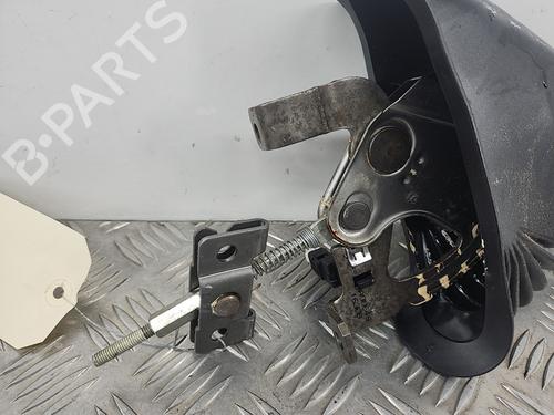 hand-brake-fiat-grande-punto-199_-2005-28756586 main image