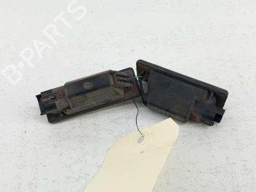 licence-plate-light-mercedes-benz-vito-bus-w639-2003-28788691 main image