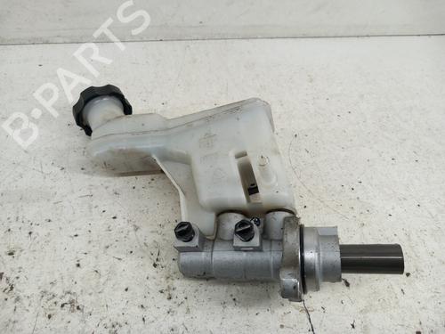 Used Brake master cylinder KIA SPORTAGE III (SL) 1.7 CRDi (116 hp) 28739824
