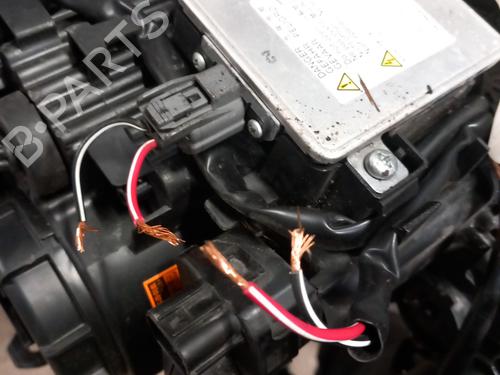 Right headlight CITROËN C-CROSSER (VU_, VV_) 2.2 HDi | BP28767631C29 