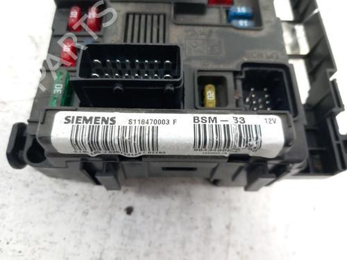 Used Fuse box PEUGEOT 206 Hatchback (2A/C) 1.4 i (75 hp) 28768542