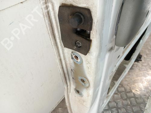 Right tailgate RENAULT TRAFIC II Bus (JL) 2.0 dCi 90 (JL00, JL01, JL0H, JL0M, JL0P, JL0S) | BP29240780C77 