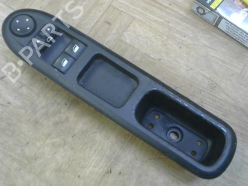 Used Switch PEUGEOT 407 (6D_) 2.0 HDi 135 (6DRHRH, 6DRHRE, 6DRHRG, 6DRHRJ) (136 hp) 28765583